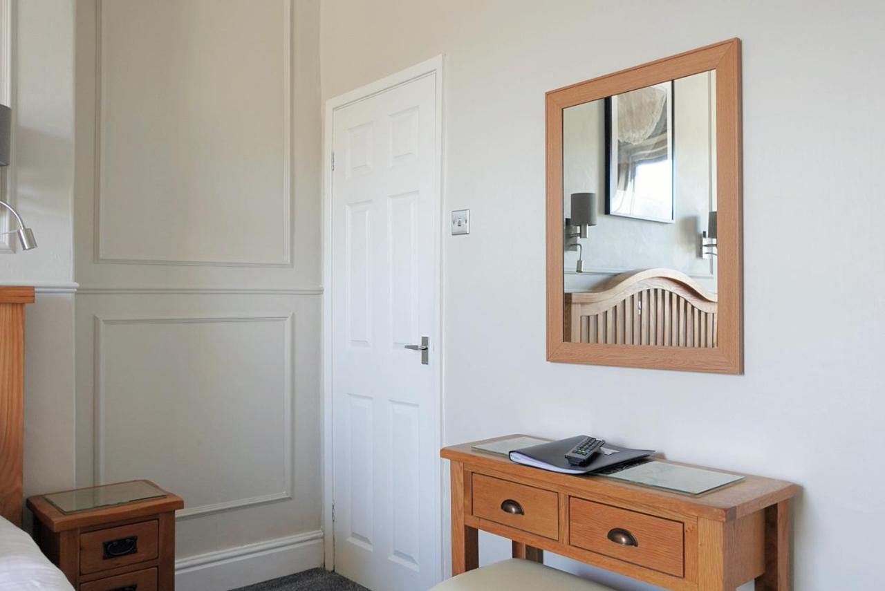 The Kendrick Exclusively For Adults Otel Llandudno Dış mekan fotoğraf
